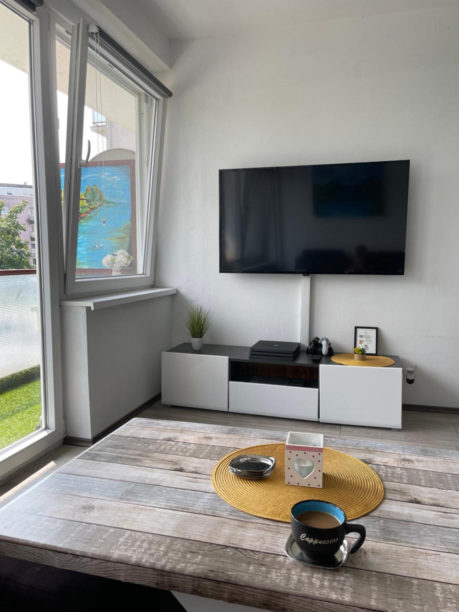 Treba Malo Odmorit - Self Check-In Option, Family Room, Ps4 Pro, Free Parking 카를로바츠 외부 사진